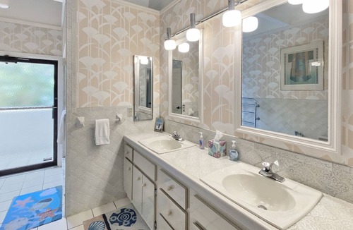 Redington Beach House | Casa Bella Redington Beachfront Pool Spa Wi-Fi