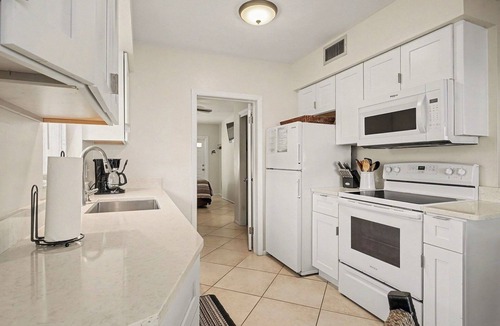 Nokomis House | Casa Cay Beach Front Rental