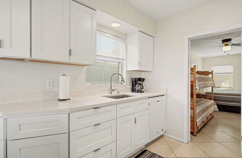 Nokomis House | Casa Cay Beach Front Rental