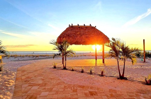 Fort Myers Beach Condo | Casa Playa #205- Toes in the Sand - Pet Friendly