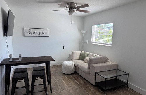 Tampa House | Casita on Leroy