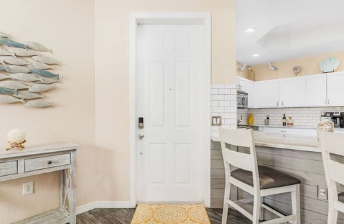 Biggar Villa | Catena Love * relax, beach, wine, dine. Repeat!