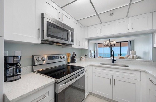 Sand Key Condo | 🩱CBC 1-15C – Pool, hot tub, beach front, gym, pickleball!