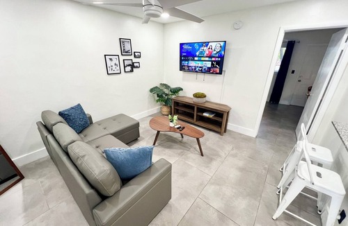 Lake Ridge Apartment | Central, Nice&Modern 1Br 1Bath Apt in Lake Ridge