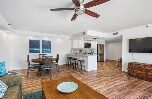 Pinellas Point House | Centrally Located Water View