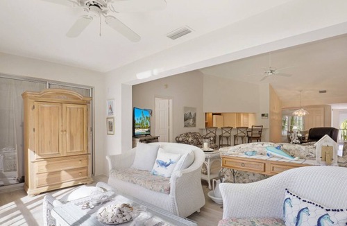 Pelican Bay House | Chanteclair Maisonet Pelican Bay