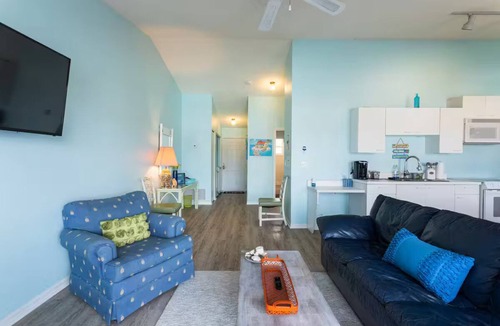 Laurel Apartment | Charming 1-bedroom apartment in amazing Nokomis