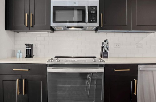 Carver City - Lincoln Gardens Apartment | Charming 1-Bedroom | Close to Raymond James!