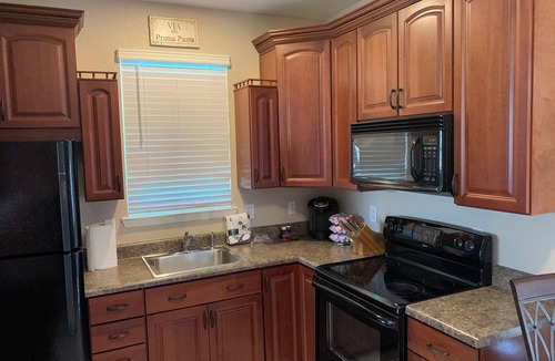 Gulf Breeze Cottage | Charming 1-bedroom guesthouse in fantastic Gulf Breeze close to the beach