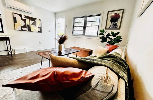 Jacksonville Apartment | Charming 1-bedroom apartment in beautiful Ortega