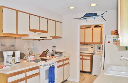 Islamorada House | Charming 2 Bedroom Canalfront Home in Islamorada