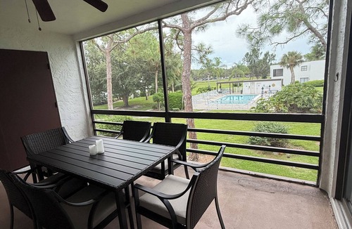 The Meadows Condo | Charming 2-bedroom condo in lovely Sarasota near UTC