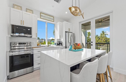 Tavernier House | Charming 2-bedroom home in brilliant Tavernier near Marinas and Founders Park
