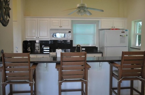 Islamorada House | Charming 2-bedroom open water view home in Islamorada, perfect for 6 guests.