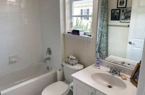 Abacoa House | Charming 2 Bedroom Townhome in Jupiter!