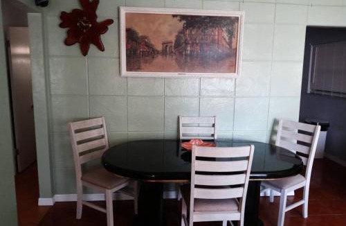 Pinellas Park Apartment | Charming 2-bedroom cottage in enjoyable Pinellas Park with AC, WiFi, and more