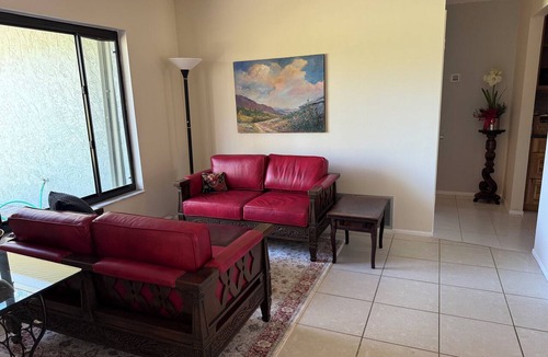 Englewood House | Charming 3-bedroom farmhouse on 5 acres with in enchanting Englewood, FL.