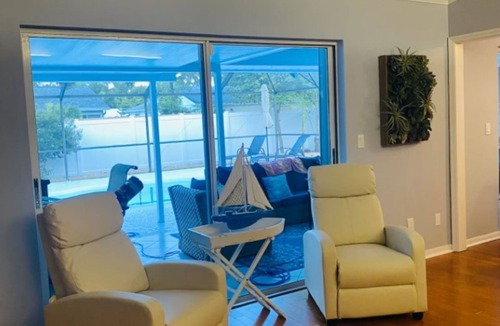 Vero Beach South House | Charming 3-bedroom pool house with WiFi and AC in Vero Beach near the beach