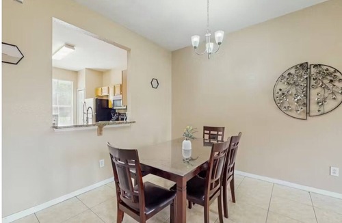 Regal Palms House | Charming 3-bedroom townhome in Davenport, FL - 8 miles from Disney Attractions.
