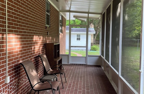 Tallahassee House | Charming Bed & Breakfast 3 bedrooms fully furnished WiFi in Terrific Tallahassee