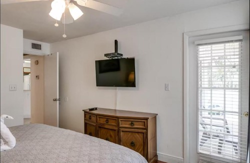Ocean Side Village Apartment | Charming Coastal Escape - BC52