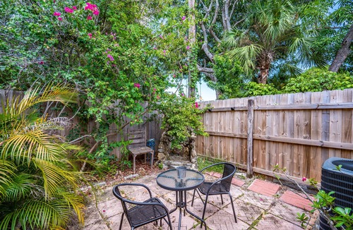 Lake Worth Cottage | Charming Cottage in Beautiful Lake Worth Beach