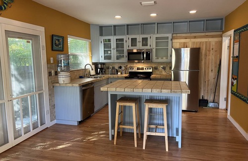 Bayview House | Charming Craftsman Cottage in the heart of the Gulfport Art District and beach.