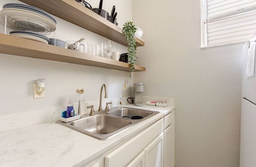 Hyde Park Apartment | Charming Hyde Park Tampa Apartment