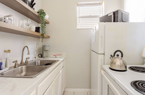 Hyde Park Apartment | Charming Hyde Park Tampa Apartment