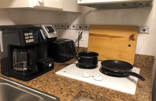 Ortona Park Condo | Charming Mermaid Lair Oceanfront 1-bedroom condo in beautiful Daytona Beach