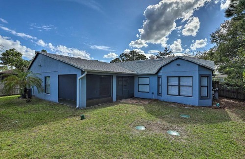 Interchange Square House | Charming Palm Bay Retreat w/Spacious Yard!