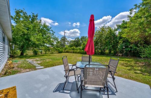 Palm Bay House | Charming Palm Bay Retreat with Garden