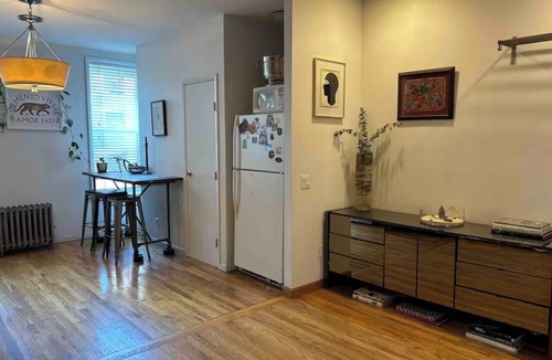 Park Slope Apartment | Charming Shared Unit with Host. Beautiful Park Slope on 5th Ave