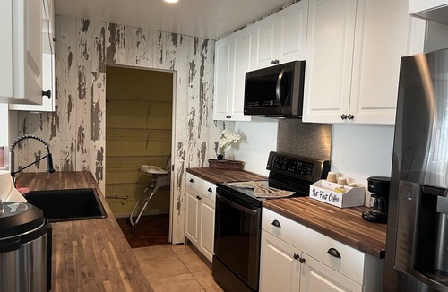 Lehigh Acres Villa | Charming Two-Bedroom Home Private , Quiet and Cozy