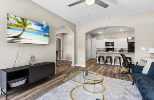 Melbourne Condo | Chic 2BR/2BA Condo: Pool & More!