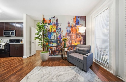 Courier City - Oscawana Apartment | Chic 2BR w/Pool + Pet-Friendly | Unit #14