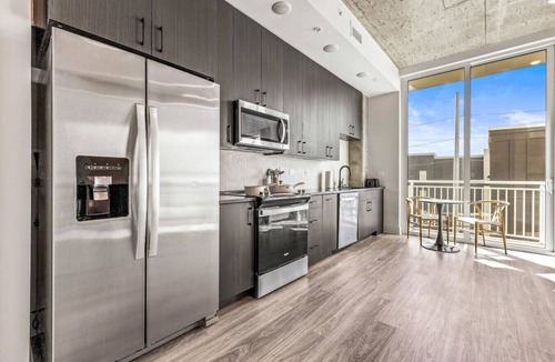 Channel District Apartment | Chic Channelside Getaway in DT | Close to DT!