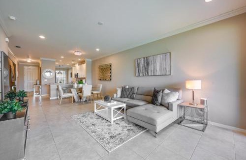 Naples House | Chic Country Club Condo w/Upscale Amenities