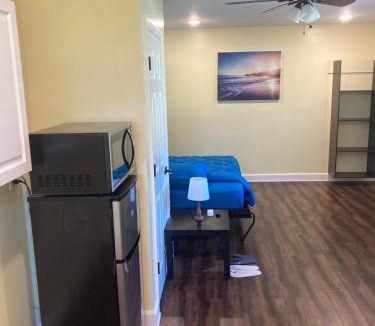 Ridge Wood Heights House | Chic studio with WI FI and AC