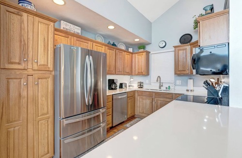 Seven Devils House | ChrisP View- Mtn House, Mtn View, Pet-Friendly, Gas Fireplace