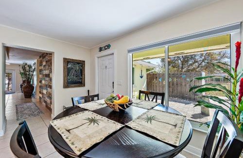 Hobe Sound House | Citrus Cottage at Peggy's Retreat