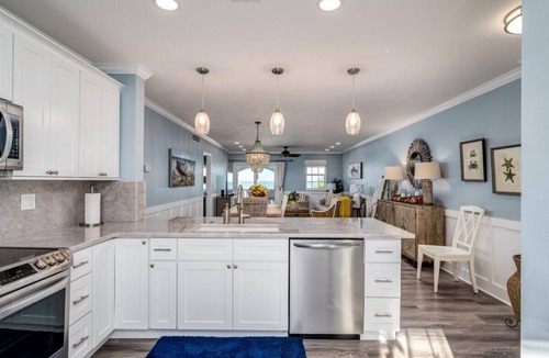 Belleair Beach Condo | Class A Condo - located in Belleair Beach, FL