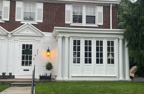 Allentown House | Classic 1920s West End Duplex