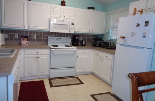 Port Saint Lucie House | Clean & Comfortable 3-bedroom, 2-bath home! Only 2 bedrooms are for rent.