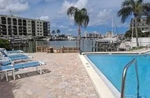 Island Estate Condo | Clearwater Beach Condo 2 Bed-2 bath.