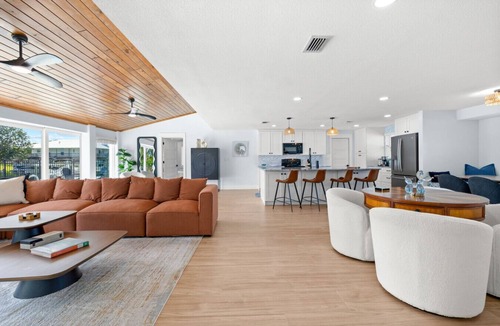 Palmetto House | Clover Vacation Homes: Snead Island: Luxury 4 BR, Heated Pool, Beaches