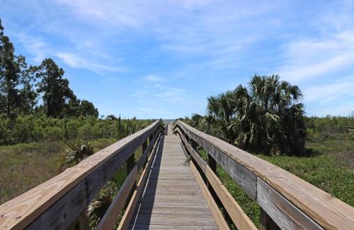 Cape San Blas Apartment | Club at Cape San Blas 1C - Sandpiper by Pristine Properties Vacation Rentals