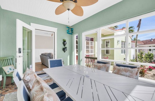 North Redington Beach House | Coastal Bungalow Steps from Redington Beach, Walk to Dining & Sunsets