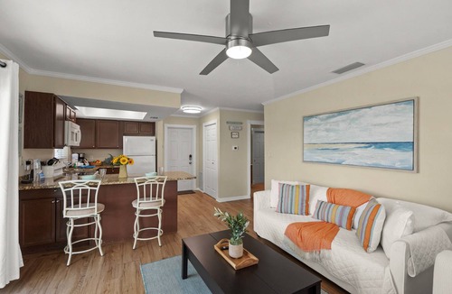 Siesta Key Condo | Coastal Breeze Siesta - Pelican