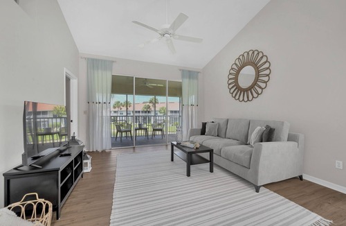 Naples Condo | Coastal Condo in Naples. Newly updated and ready to host your stay in paradise!